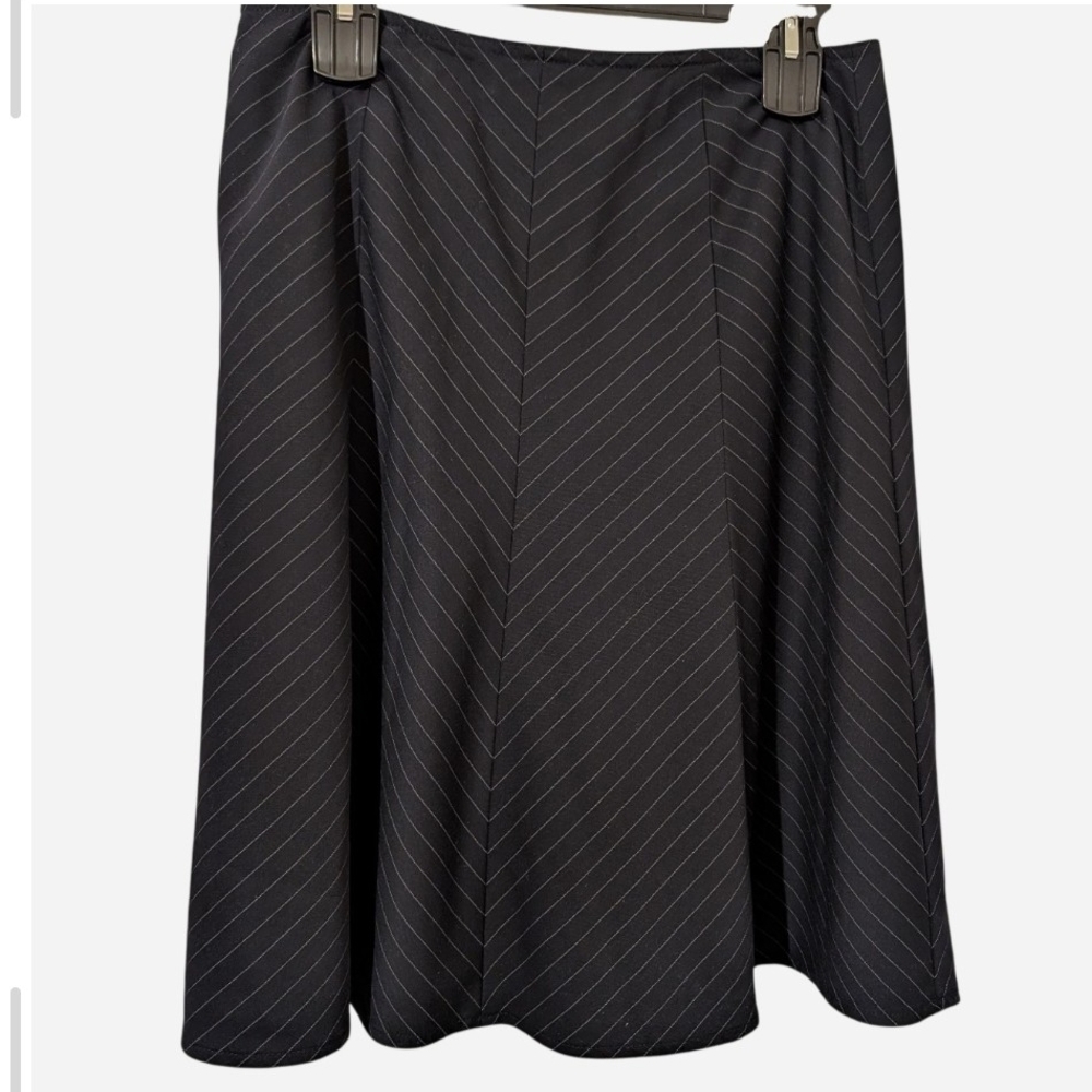 Pre-owned Liz Claiborne Black and White A-Line Skirt